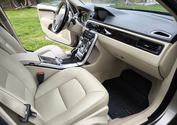 Volvo XC 70 cena 89790 przebieg: 139300, rok produkcji 2016 z Ostrołęka małe 301